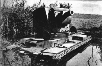 Тяжёлый танк КВ в бою - _041.jpg