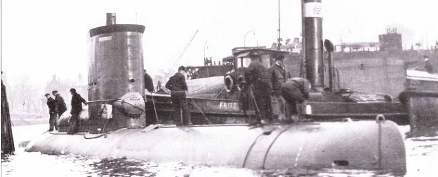 Германские субмарины Тип XXIII крупным планом - pic_1.jpg