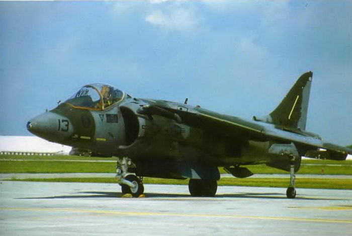 Энциклопедия современной военной авиации 1945 – 2002 ч 3 Фотоколлекция - pic_3.jpg