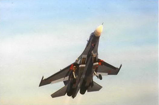 Энциклопедия современной военной авиации 1945 – 2002 ч 3 Фотоколлекция - pic_32.jpg