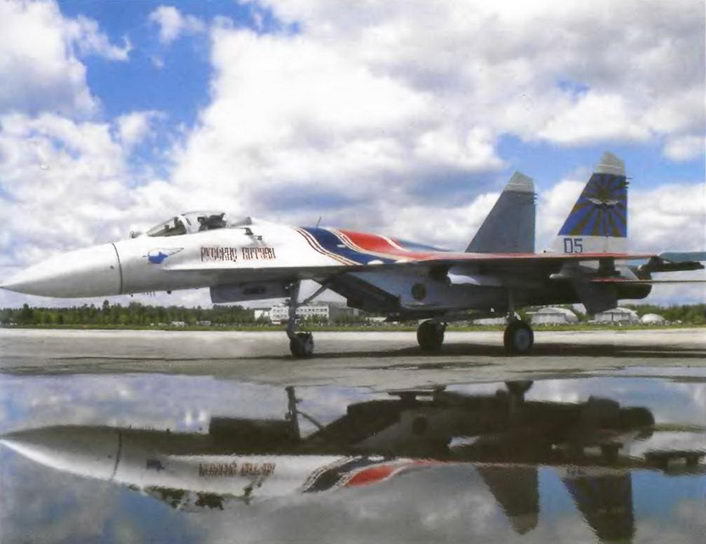Энциклопедия современной военной авиации 1945 – 2002 ч 3 Фотоколлекция - pic_33.jpg