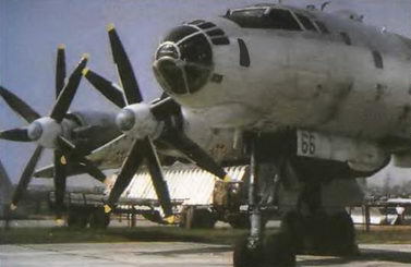 Энциклопедия современной военной авиации 1945 – 2002 ч 3 Фотоколлекция - pic_44.jpg
